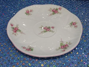 VINTAGE SHELLEY ENGLAND FINE BONE CHINA SAUCER ONLY PINK ROSES - Picture 1 of 4