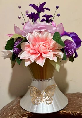 Mother’s Day, gift, centerpiece, flower arrangement, Home & Garden, Home Décor - Image 1 of 3