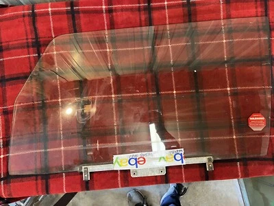 Puerta del conductor Saab 900 clásica ventana acristalamiento vidrio hatchback SOLO Foto 1 de 4