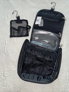 American Tourister Hanging Toiletry Travel Bag Hang Hook Waterproof Wet Storage - Picture 1 of 4