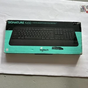 Logitech Signature K650 Comfort Full-Size Wireless Keyboard DAMAGED BOX BUT NEW - Photo 1/1
