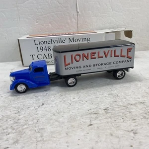 Lionel 624063 Eastwood Automobilia 1948 Diamond T Cab w/Trailer LN - Picture 1 of 5
