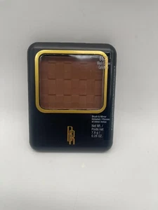 Black Radiance 8623 BLACK COFFEE Pressed Powder Oil-Free With Brush & Mirror - Picture 1 of 2
