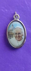 Rare Pendant Pope Francis St Peter's Basilica 6t - Picture 1 of 5