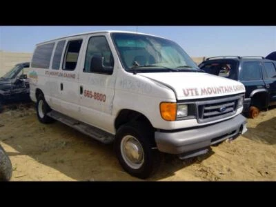 Conjunto de filtro de aire usado se adapta a: camioneta Ford E350 2006 5,4 grado A Foto 1 de 4