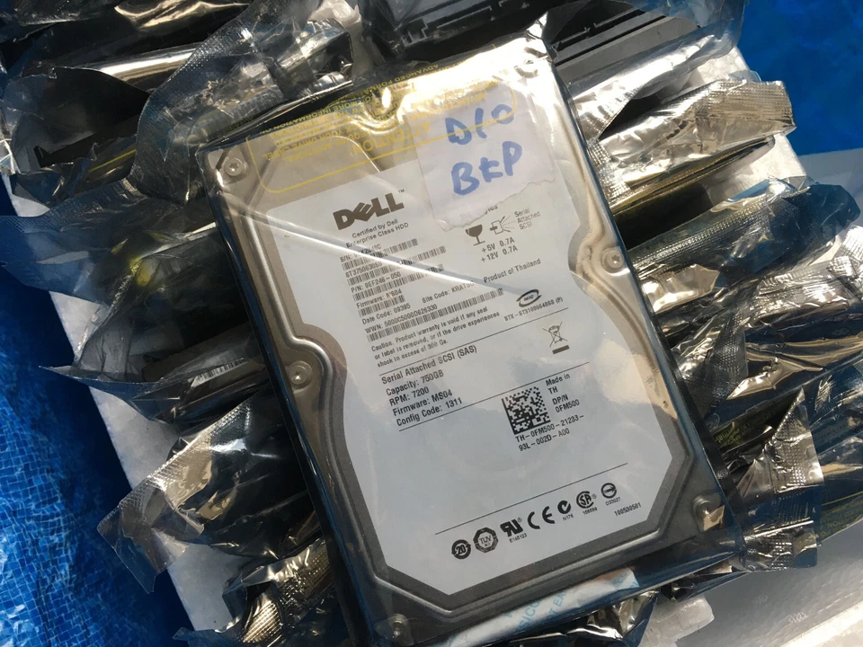 SEAGATE BARRACUDA ES.2 ST3750630SS SAS 750GB 7200RPM HDD 3,5" SERVER DELL FM500 - Immagine 1 di 1