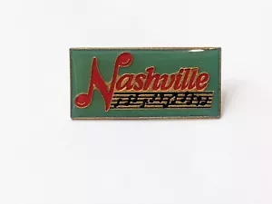 Spilla smaltata bavero Nashville Tennessee cappello spilla cravatta spilla note musicali staff - Foto 1 di 6