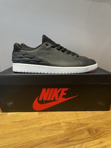 Jordan 1 Corte centrale nera UK 10 DJ2756 001