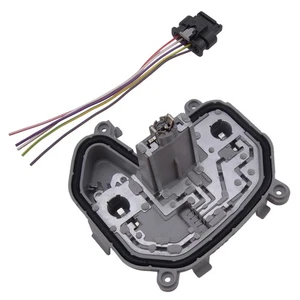 Rechts Rücklicht Lampenträger & Stecker Kabel passt für Jeep Renegade 2015-2017 - Picture 1 of 10