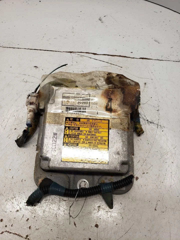 Chasis ECM abUnder consola mercado EE. UU. compatible 01-05 LEXUS GS300 1370839 Foto 1 de 4