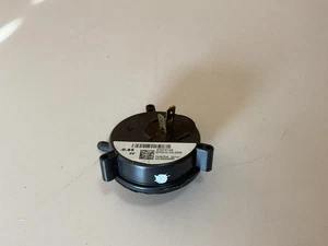 RHEEM 61074148 .85WC WATER HEATER PRESSURE SWITCH 9370VO-OS-0008 - Picture 1 of 3
