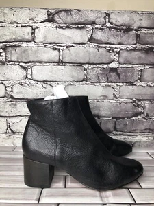 Banana Republic Black Leather Side Zip Heel Booties Boots Women Sz 6M US/36.5EU - Picture 1 of 18