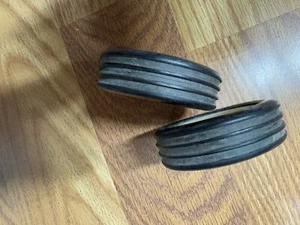 Team Associated  Buggy Front Tires, Rims , #33 - Picture 1 of 3