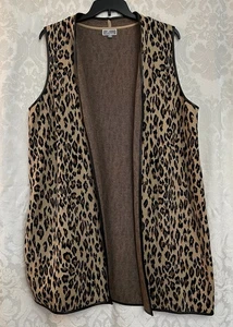 JM Collection Leopard Open Front Sweater Vest Faux Leather Trim Plus Size 2X GUC - Picture 1 of 5