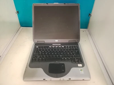 HP Compaq nx9005 Laptop mit AMD Athlon XP-M als Ersatzteilspender (R9 1135) - Bild 1 von 4