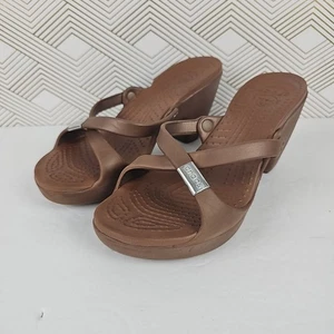 CROCS Cipro sandalo tacco bronzo marrone slip-on mulo donna 9 FIERA - Foto 1 di 9