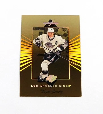 1994-95 Leaf Limited Gold Wayne Gretzky #7 Kings /2500 - Image 1 of 2