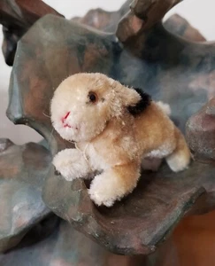 STEIFF Vintage 1950's JUMPING MOHAIR BUNNY RABBIT No Tags 5" X 3" - Picture 1 of 6