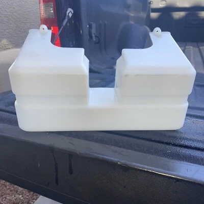 Genie Screw Drive Garage Door opener Plastic Light Lens Cover Good Used - Image 1 of 4