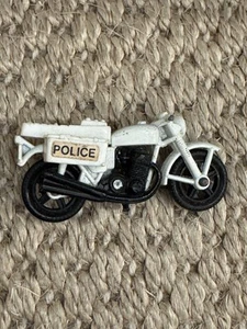 MATCHBO No33 HONDA 750 (POLICE MADE IN ENGLAND 1977 LESNEY RARE DIECAST BIKE/car - Picture 1 of 7