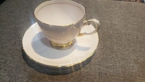 VINTAGE TUSCAN DEMITASSE CUP AND SAUCER MADE IN ENGLAND BONE CHINA Pink gold - Picture 1 of 5