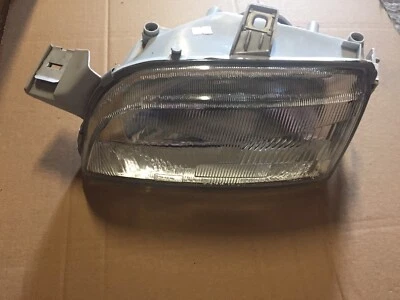 Farol dianteiro FIAT Punto MKI 94-97 passageiro LH farol sem fio - Imagem 1 de 4