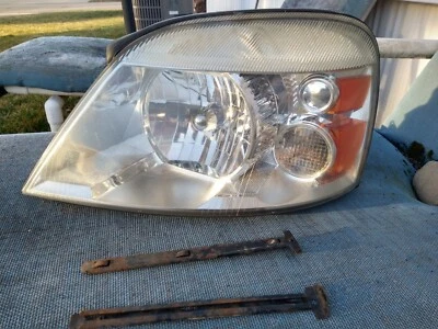 Faro delantero Ford Freestar Mercury Monterey 2004 05 2006 2007 OEM usado LH Foto 1 de 2