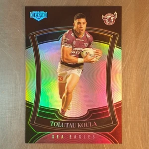Tarjeta especial Tolutau Koula 2023 NRL Elite Pearl P059 Parallel Manly - Imagen 1 de 2
