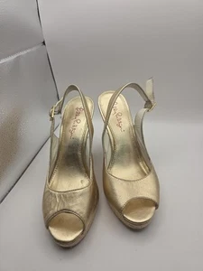 Lilly Pulitzer Gold Tan Resort Chic Peep Toe Wedge Pumps Women’s Size 7.5  - Picture 1 of 17