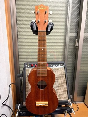 Famous FS-1G Soprano Ukulele Mahogany 4-String Brown with Soft Case Used - Image 1 of 4