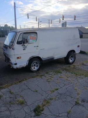 GMC 100 1968  Foto 1 de 4