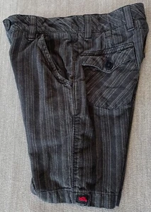 TONY HAWK Woven Baja Stripe Pocket Skateboarding Skater Long Shorts M 6 Yrs Gray - Picture 1 of 4
