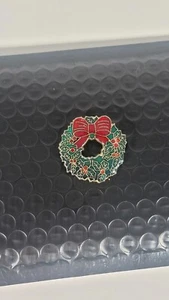 Christmas Reef Brooch - Picture 1 of 5