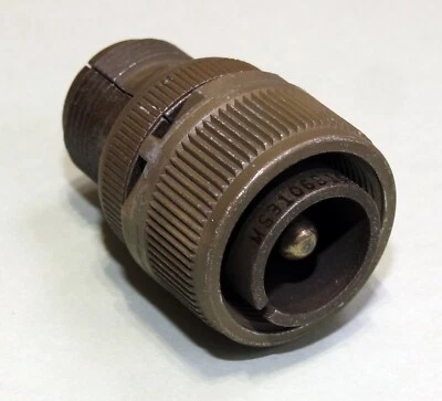 Vintage MS3106B16-12P Cannon Military Circular Connector 1 Pin CblMnt solder cup - Image 1 of 4