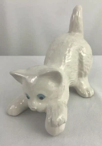 Kitty Cat Figurine White Blue Eyes Ceramic - Picture 1 of 5