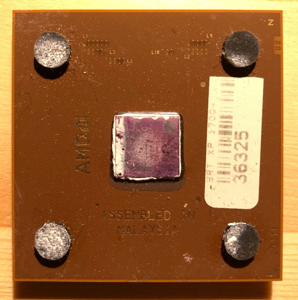 CPU AMD Athlon XP 1700+ - Immagine 1 di 1