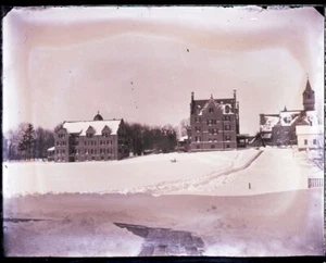 LATE 1800s or EARLY 1900s GLASS NEGATIVE, LARGE HOTEL AND/OR SCHOOL BUILDING. #5 - Picture 1 of 2
