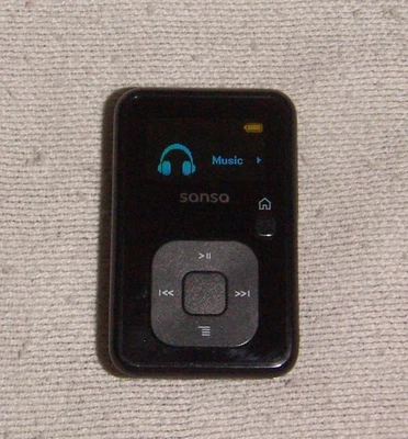 SanDisk Sansa Clip+ 8GB Digital Media MP3 Player Black. Works great; great cond. - Image 1 of 3