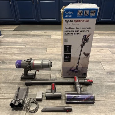 Aspiradora sin cable Dyson Cyclone V10 Animal púrpura limpia con filtro nuevo nuevo  Foto 1 de 4