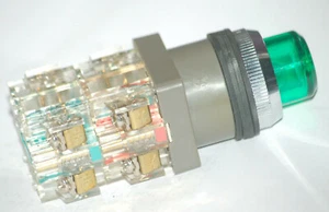 Gould LR1/PRPT Illuminated Momentary Push Button, Green (2) LR28098 - Picture 1 of 6