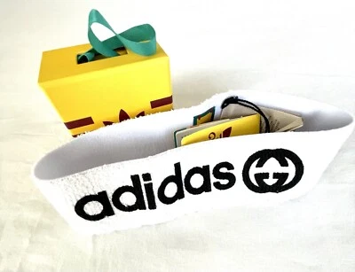 Diadema deportiva estampada blanca/negra GUCCI X Adidas talla pequeña Foto 1 de 4