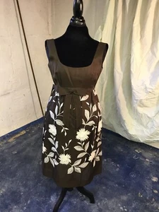 Jon Mandl for Tam II Brown Silk Party Dress with Elaborate Flower Appliques - Picture 1 of 6