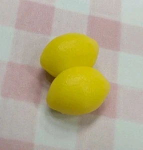 Muñeca Barbie vintage limones amarillos para cocina - Imagen 1 de 4