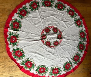 Vintage Sunweave Christmas Tablecloth Round Poinsettia Red Green Cotton Poly - Picture 1 of 5