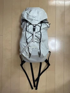 Arcteryx ALPHA SL 23 White Lightweight Backpack Used Clean JAPAN - Picture 1 of 8
