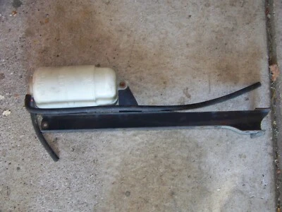 '89-'91 Geo Tracker Suzuki Sidekick Radiador Soporte Refrigerante Botella Recuperación Foto 1 de 4