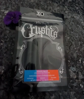Kat von D Crushes technicolor crayon set face pigment sticks trio - Image 1 of 4