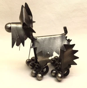 Dog Artwork Figurine Welded Pieces Of Iron Metal - Picture 1 of 10