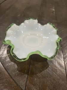 Fenton Emerald Crested White Milk Glass Candy Bon Bon Crimped Dish 5 3/4” Wide - Picture 1 of 6
