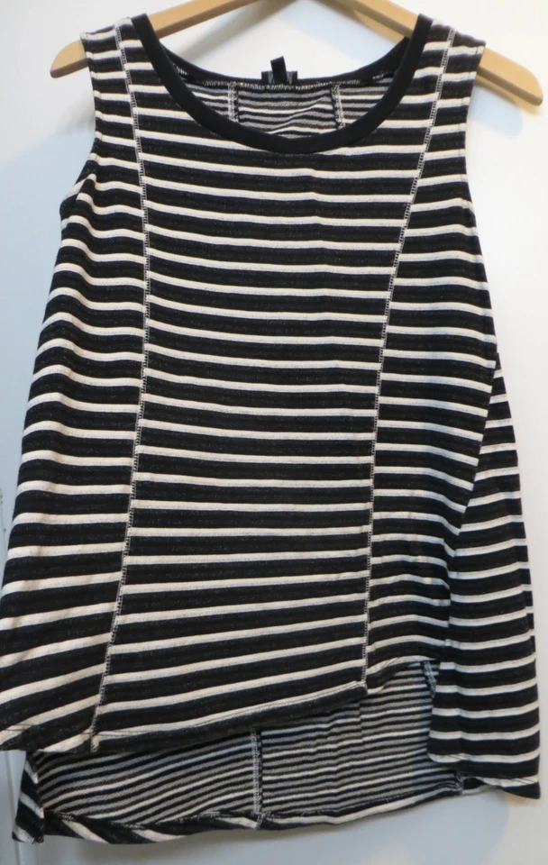 Camisa sin mangas Cable & Gauge para mujer mediana negra blanca a rayas elástica relajada Foto 1 de 4